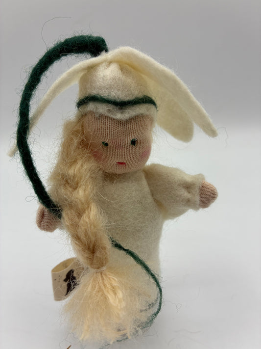 Schneeglöckchen–Kind Frostina